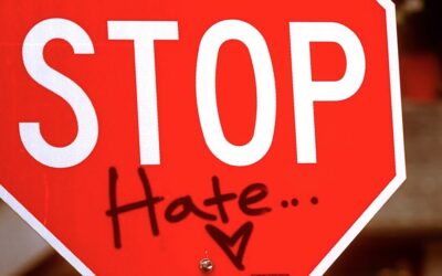 California lanza la iniciativa STOP THE HATE / ALTO AL ODIO para acabar con el odio racial